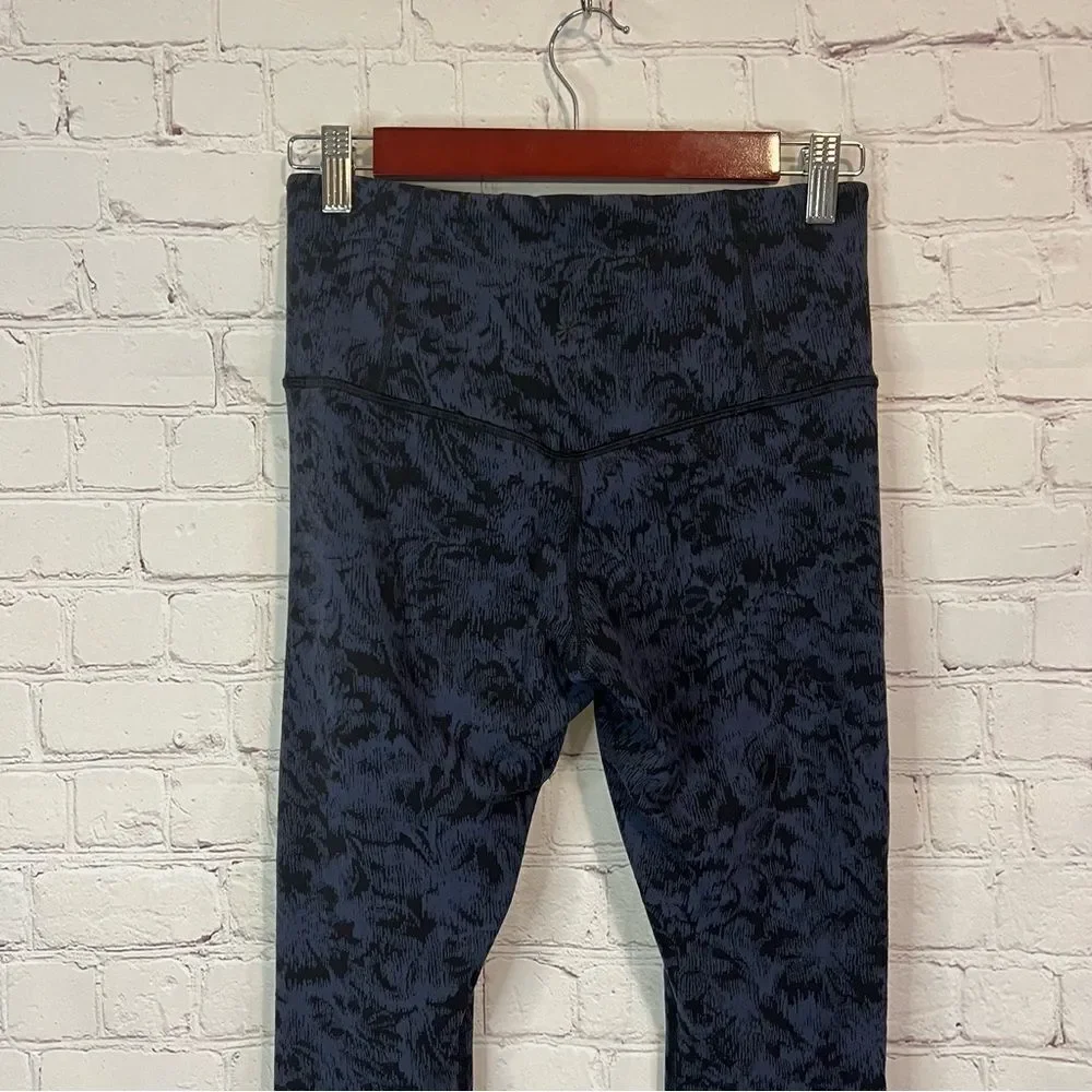 Athleta Elation Textured Tight Frosted Floral Black/ Blue SIZE MP